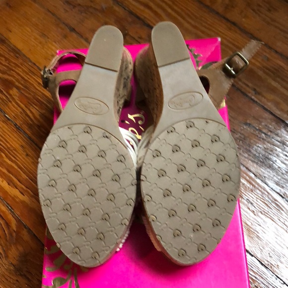 NIB Candie's Wedge Sandles - Picture 7 of 7